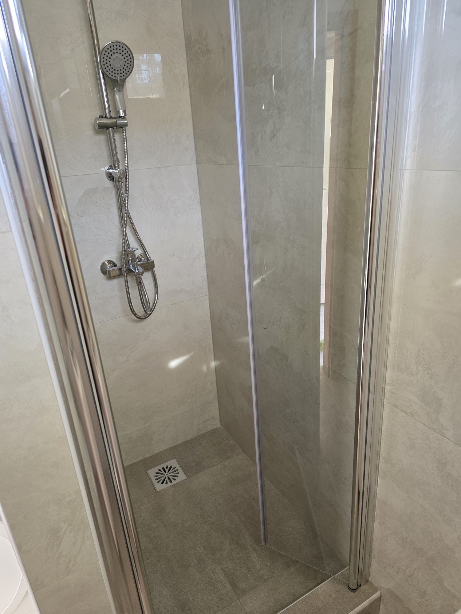 82e038ff 1136 4652 a174 6b4203883b9d