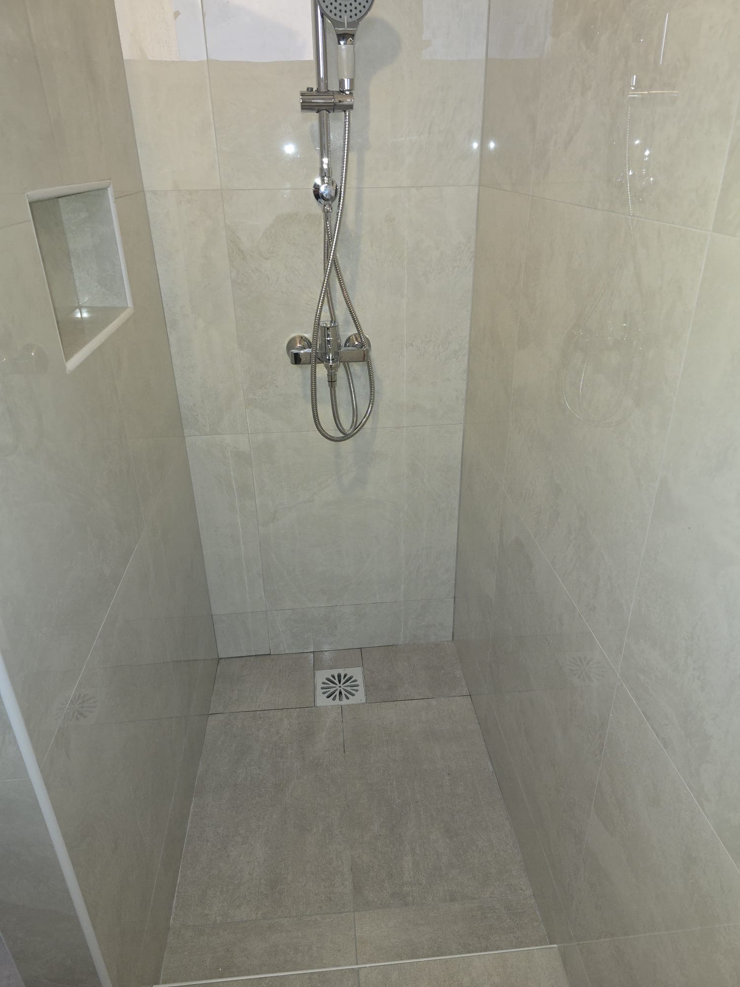 b3541100 3727 40bc b523 afa03fdcba29